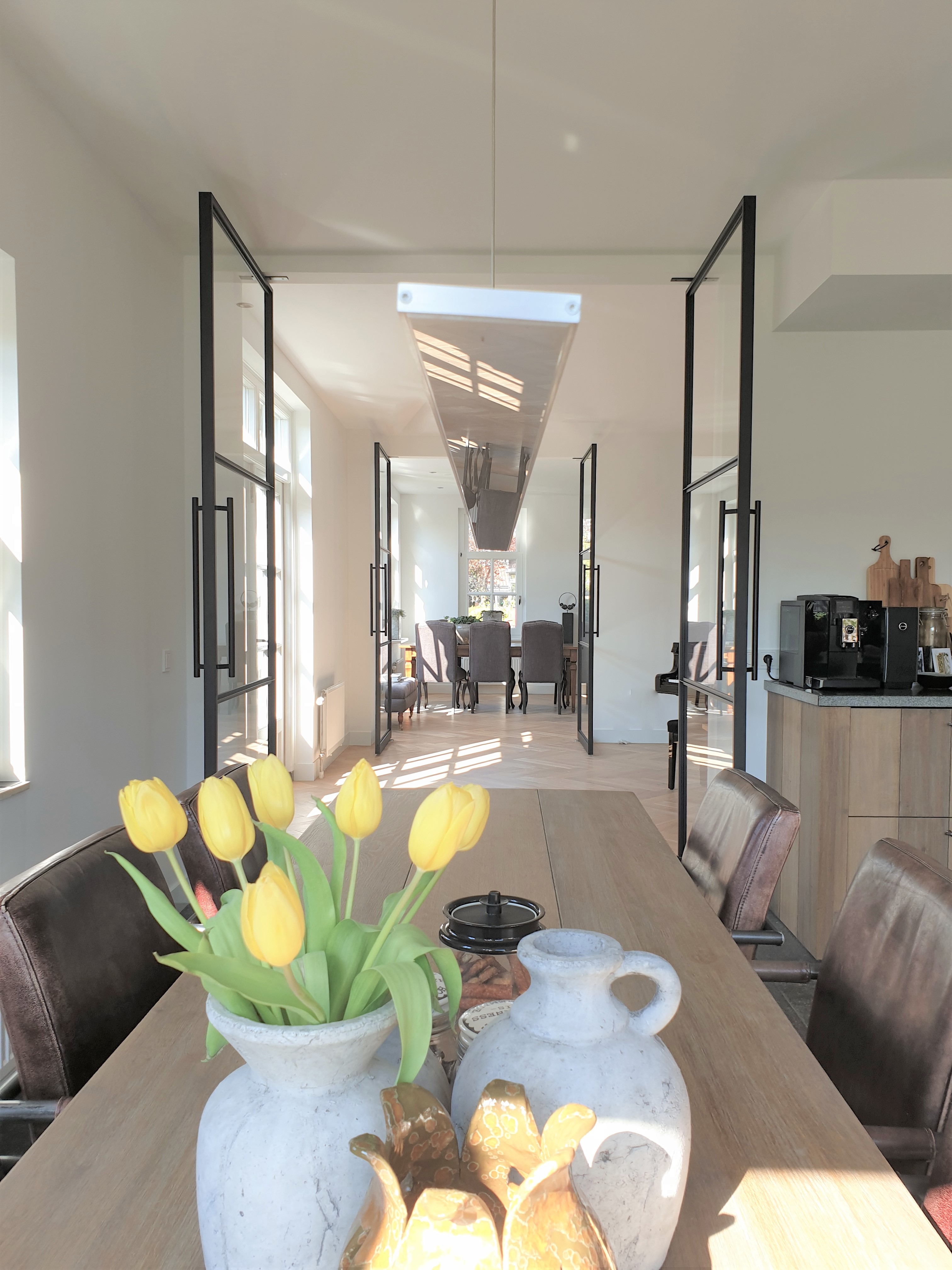 Emezzi Innenraum Loftstil