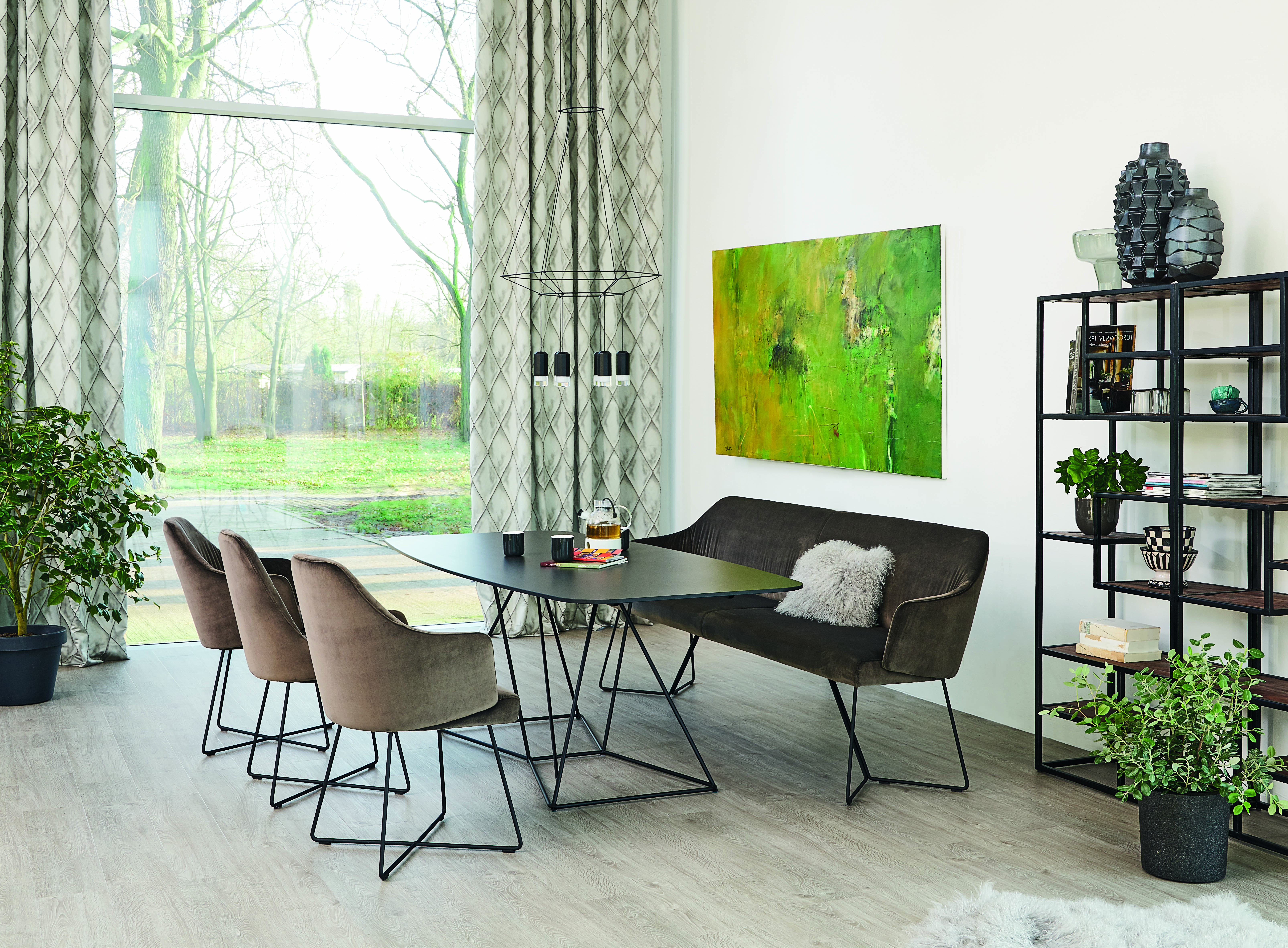 IP Flow Dining_Milieu
