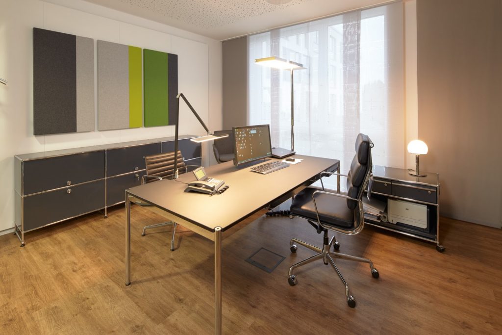 Neugestaltung des Bodens in einem Officehouse